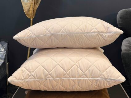 Подушка Софи де Марко Luna (бежевая) 70х70